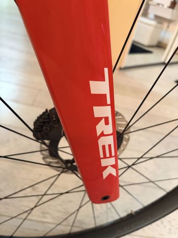 Used Trek Madone Shimano Dura Ace 2020 Road & Gravel, Red — image 16 of 16