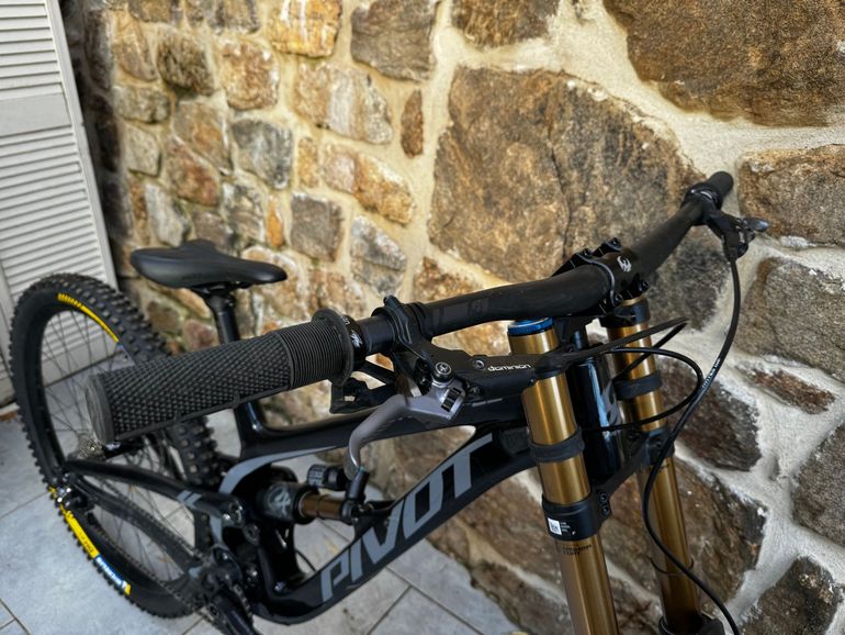 Brugt Pivot PHOENIX 29 Race Zee 2024 2024 Mountainbike — billede 2 af 4