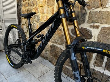 Brugt Pivot PHOENIX 29 Race Zee 2024 2024 Mountainbike — billede 4 af 4