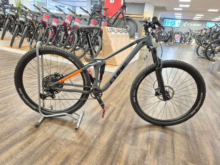 CUBE STEREO 120 PRO 2022