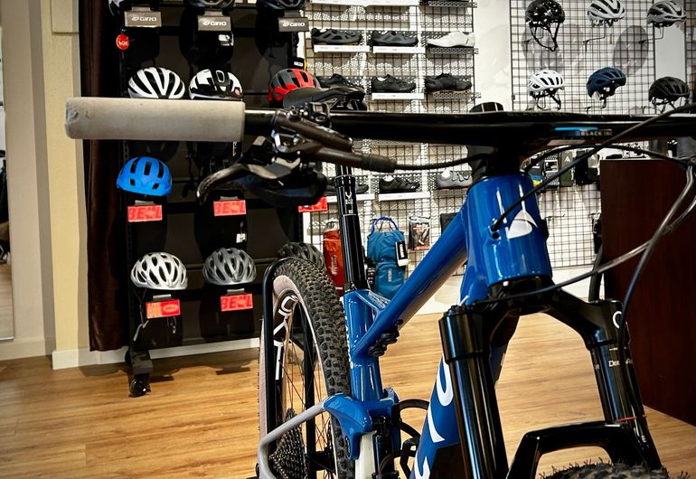 Used Factor LANDO Sram Eagle Transmission XX 2023 Mountainbike, Blue — image 6 of 7