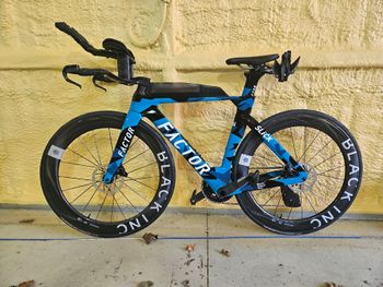 Used Factor Slick 2025 Road & Gravel, Blue — image 2 of 8