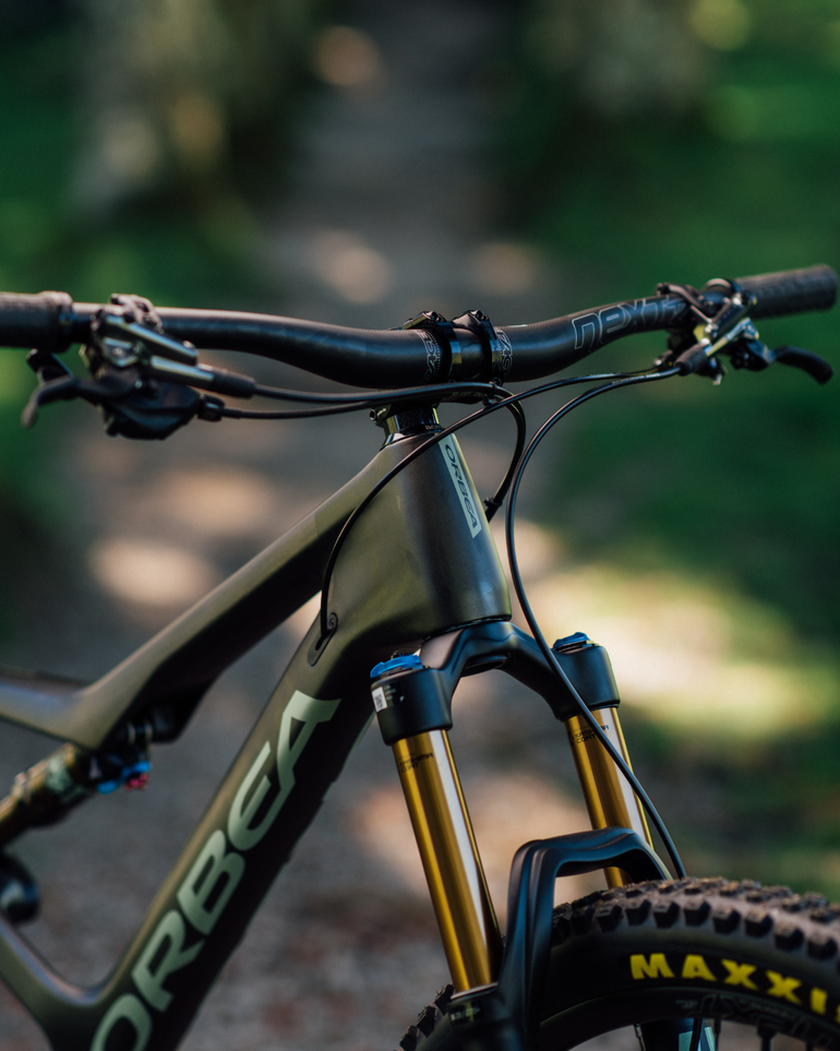 Gebrauchtes Orbea Occam M 2023 Mountainbike, Hellgrau — Bild 2 von 3