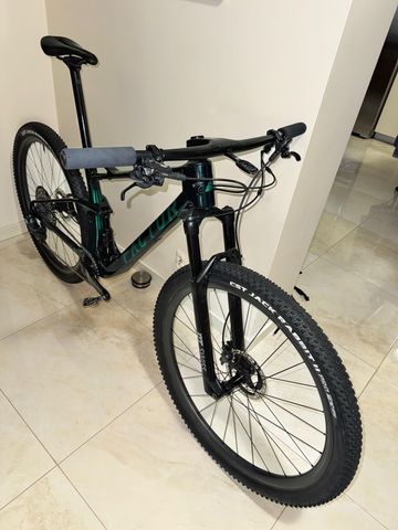 Factor Lando XC 2022 Mountainbike de segunda mano, Verde — imagen 2 de 15
