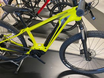Tweedehands Cannondale Trail Neo 4 2022 2022 Mountainbike — afbeelding 4 van 4