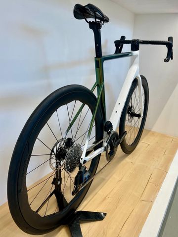 Tweedehands Basso Astra SRAM Rival 2024 Road & Gravel — afbeelding 4 van 4