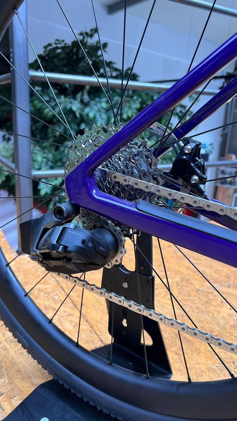 BMC Kaius 01 THREE 2024 2024 Road & Gravel d'occasion — image 7 sur 7