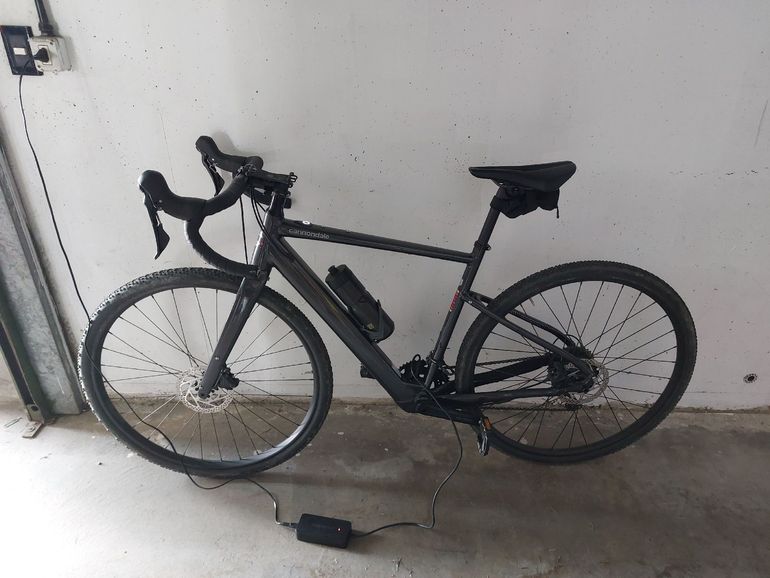 Used Cannondale Topstone Neo SL 2 2022 2022 Road & Gravel, Schwarz — image 1 of 4