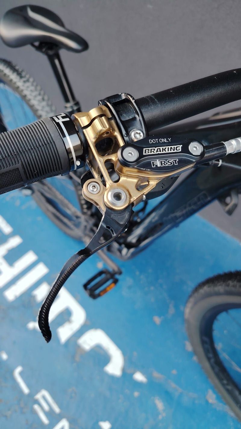 Used Specialized Levo SL 2022 Mountainbike, Black — image 6 of 17