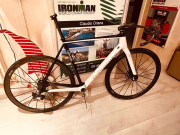 Used Lightweight Urgestalt 2019 Road & Gravel, White — image 5 of 7