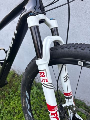 Used Giant Xtc Shimano Deore XT 2022 Mountainbike, Black — image 4 of 6