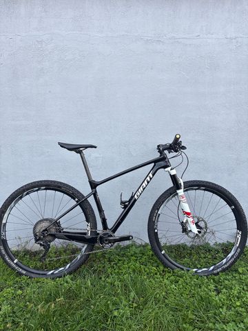 Giant Xtc Shimano Deore XT 2022 MTB usato