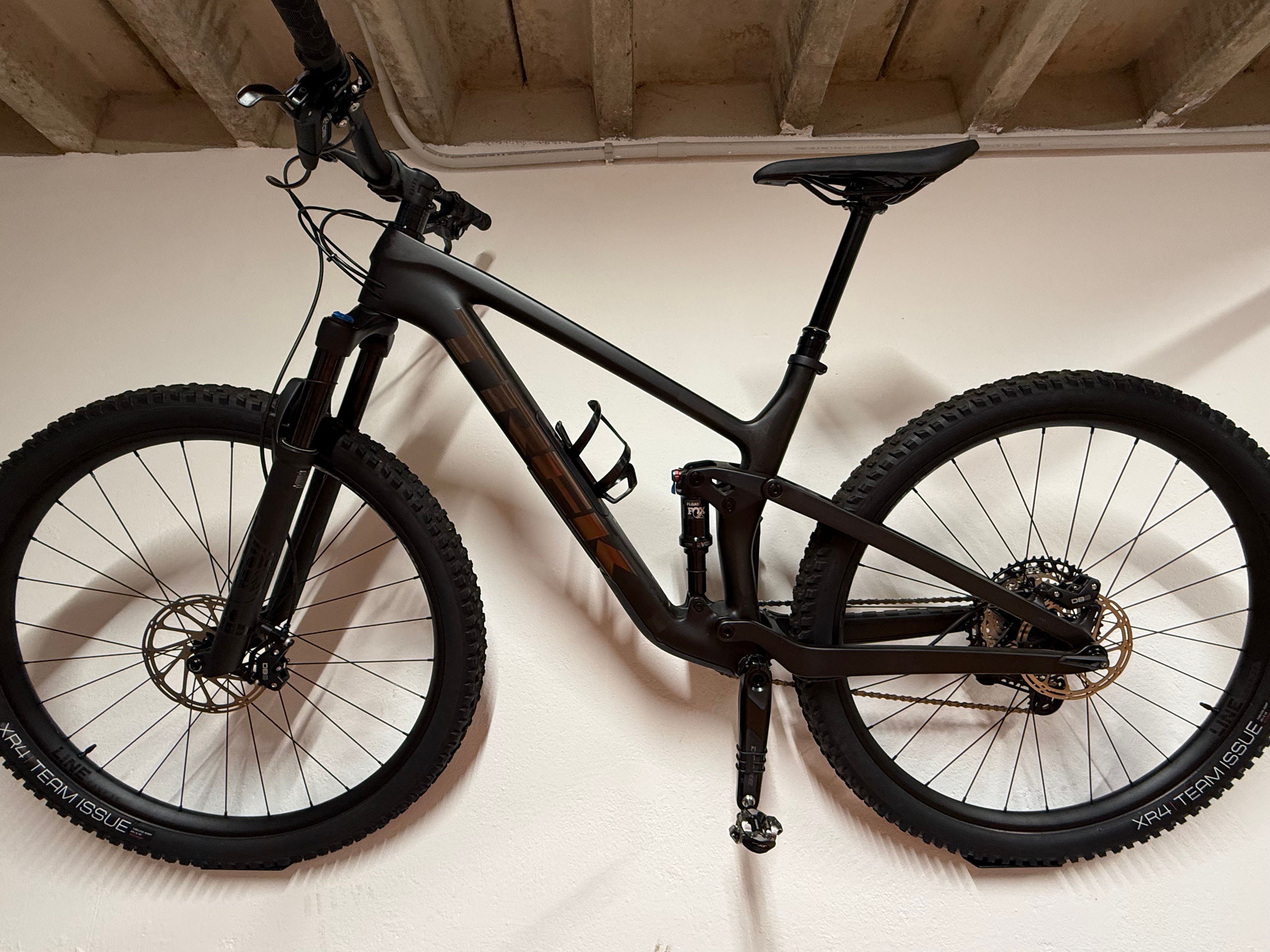 Trek Top Fuel 9.7 VTT Carbone 29" Rouge Taille XXL - Neuf