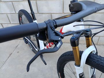 Used Trek Procaliber SRAM GX Eagle AXS (T-Type) 2022 Mountainbike, White — image 9 of 12