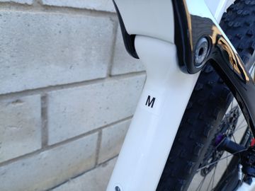 Used Trek Procaliber SRAM GX Eagle AXS (T-Type) 2022 Mountainbike, White — image 11 of 12