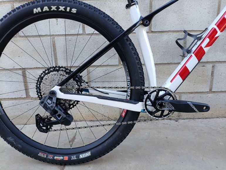 Used Trek Procaliber SRAM GX Eagle AXS (T-Type) 2022 Mountainbike, White — image 4 of 12