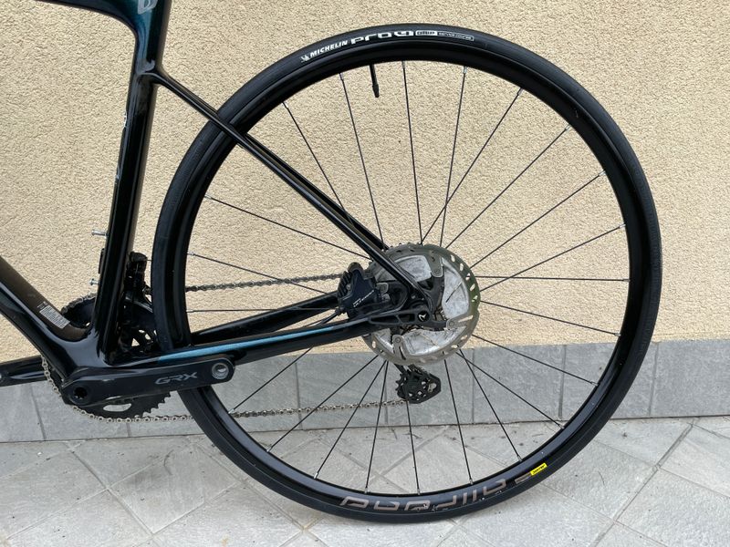 Gebrauchtes Giant Defy Advanced 1 2022 2022 Road & Gravel, Schwarz — Bild 5 von 9