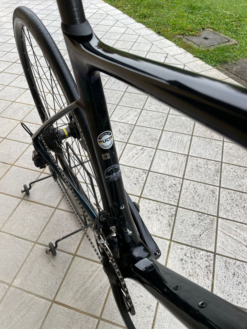 Gebrauchtes Giant Defy Advanced 1 2022 2022 Road & Gravel, Schwarz — Bild 9 von 9