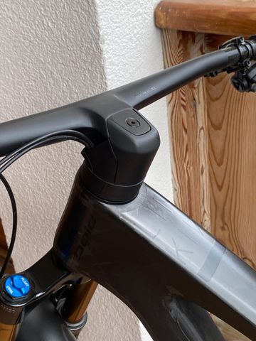 Used Bold Custom 2023 Mountainbike, Black, 29 — image 9 of 11