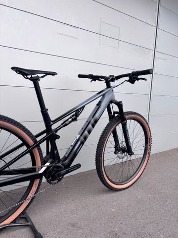 Tweedehands BMC Fourstroke 01 AMP 2023 Mountainbike — afbeelding 4 van 4