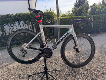Bianchi, Aria Ultegra Di2 2021