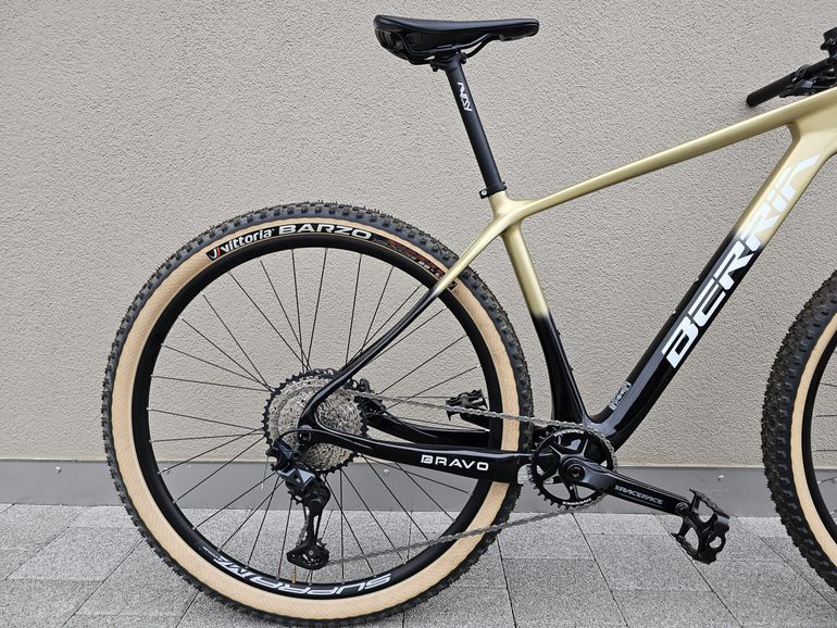 Used Berria 2022 BRAVO 6 2022 Mountainbike, Black — image 2 of 20