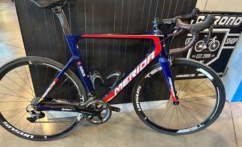 売切価格　MERIDA ROADLITE903 MERIDA旧モデルセール自転車の通販なら伊丹のカンザキ