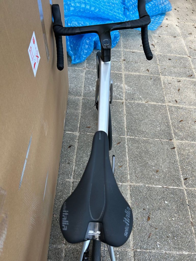 Used Ridley Helium SLX Disc 2024 SRAM Force ETap AXS 2024 Road & Gravel, Light Gray — image 14 of 17