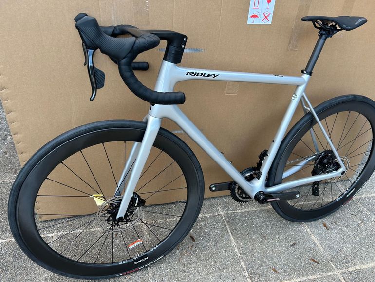 Used Ridley Helium SLX Disc 2024 SRAM Force ETap AXS 2024 Road & Gravel, Light Gray — image 10 of 17