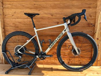 Used Santa Cruz STIGMATA Force / 1X / Carbon CC / 650b 2022 2022 Road & Gravel, Light Gray — image 4 of 4