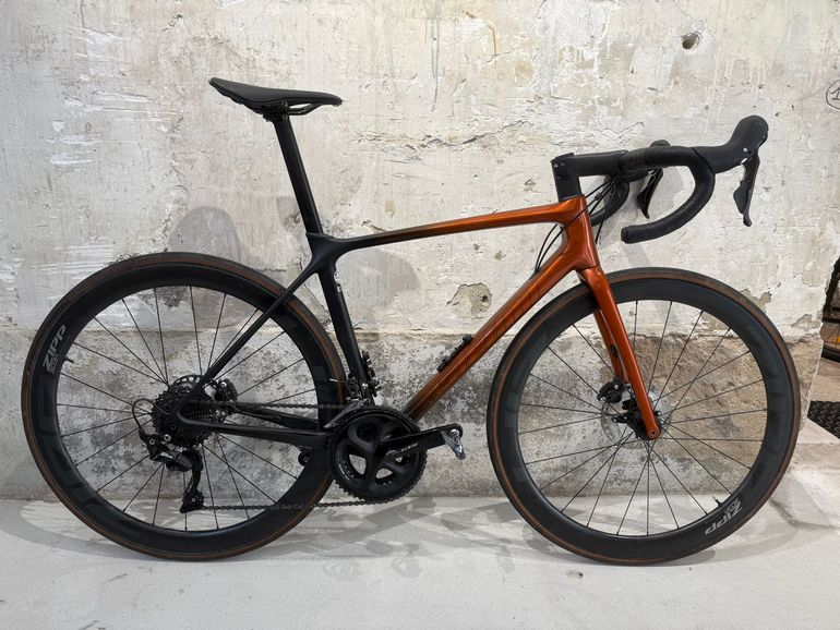 Used Giant Montage Kit Cadre Giant Tcr Advanced Pro 0 Shimano 105 2022 Road & Gravel, Orange — image 1 of 4