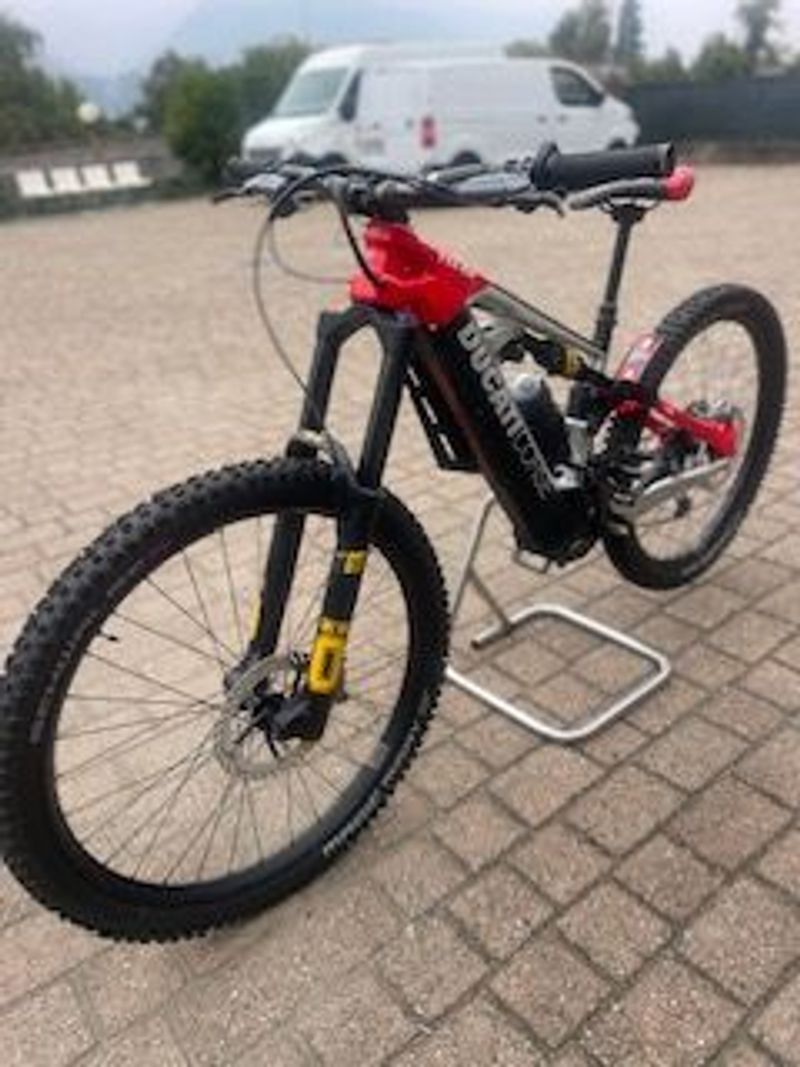 Used DUCATI RR 2023 Mountainbike, Red — image 7 of 7