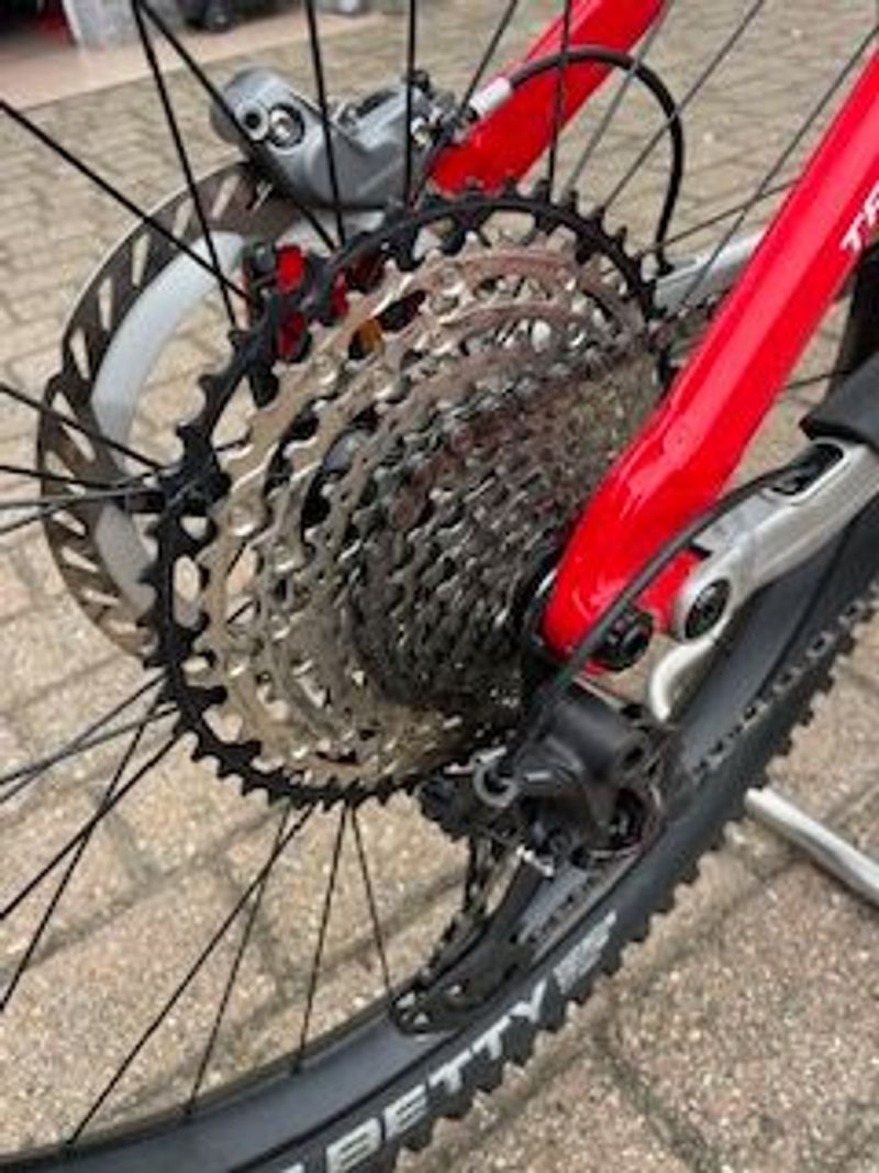 Used DUCATI RR 2023 Mountainbike, Red — image 4 of 7