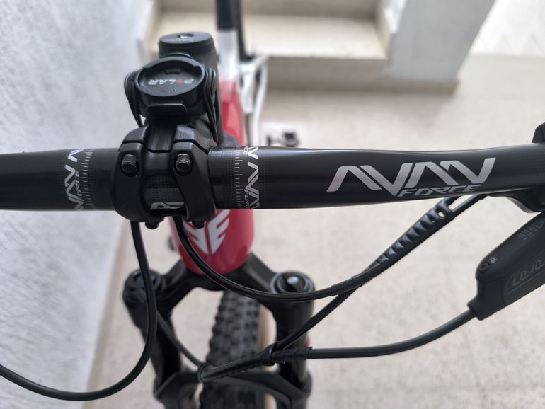 Gebrauchtes Berria Racer 2023 Mountainbike, Weiß — Bild 6 von 8