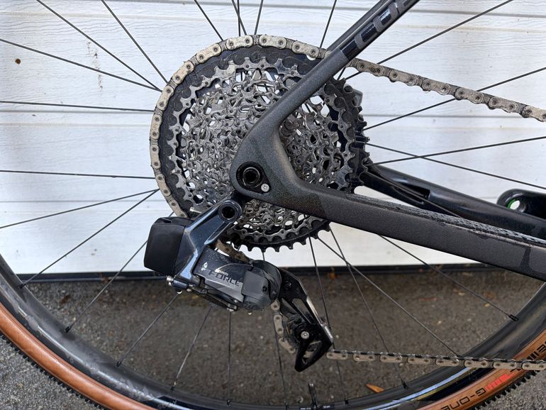 Gebrauchtes CUBE NUROAD C:62 SLT 2022 2022 Road & Gravel, Hellgrau — Bild 3 von 4