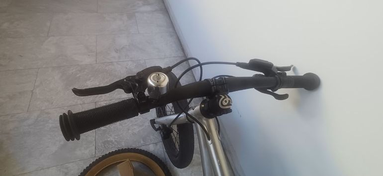 Used Early Rider Seeker 14 2017 Mountainbike, Light Gray — image 4 of 6