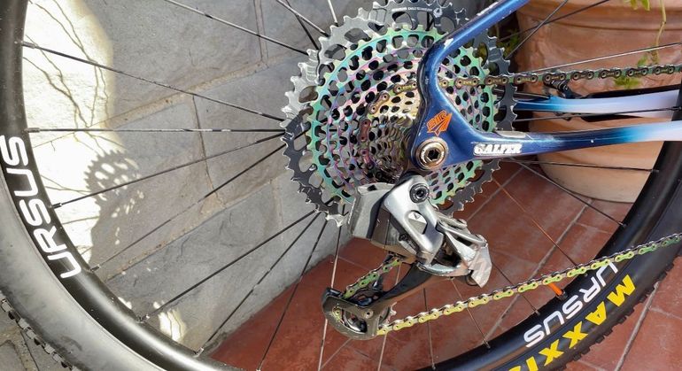 Used Lee Cougan Rampage Innova Team 2023 2023 Mountainbike, Weiß, 29 — image 3 of 5