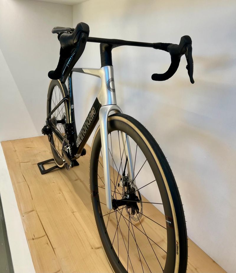 Używany Cannondale SuperSix EVO LAB71 2025 Road & Gravel — zdjęcie 3 z 4