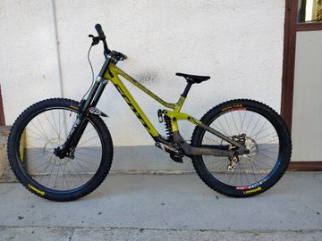 Scott Gambler SRAM GX DH 2024 Mountainbike d'occasion — image 2 sur 19