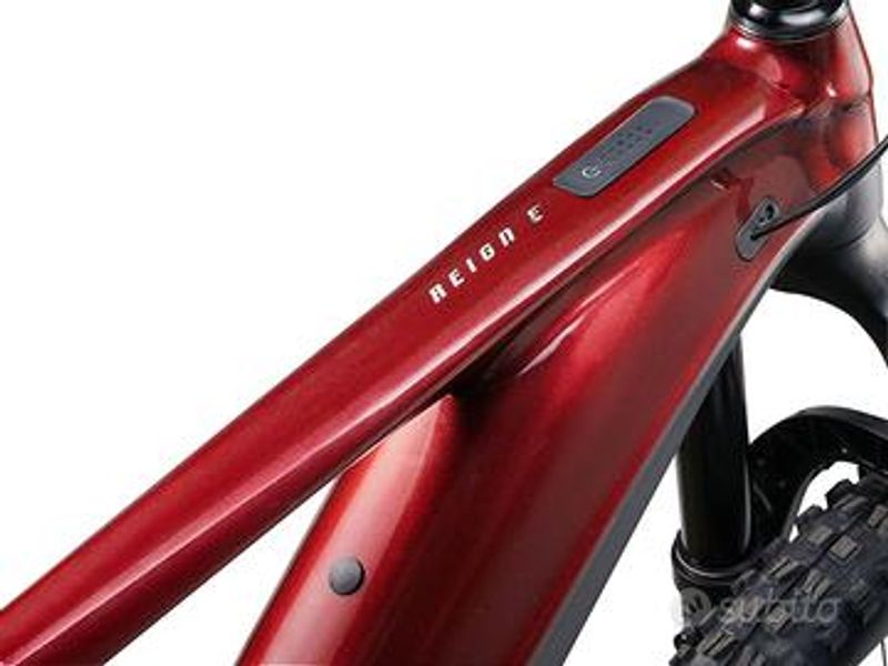 Used Giant Reign E+ 2 2025 Mountainbike, Red — image 6 of 6