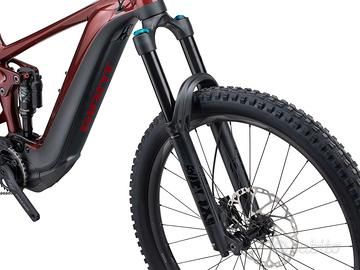 Used Giant Reign E+ 2 2025 Mountainbike, Red — image 5 of 6