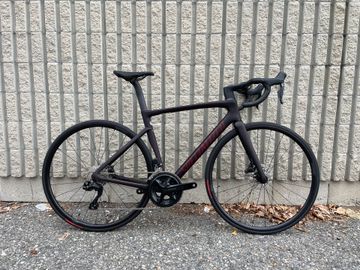 Tweedehands Specialized Tarmac 2024 Road & Gravel