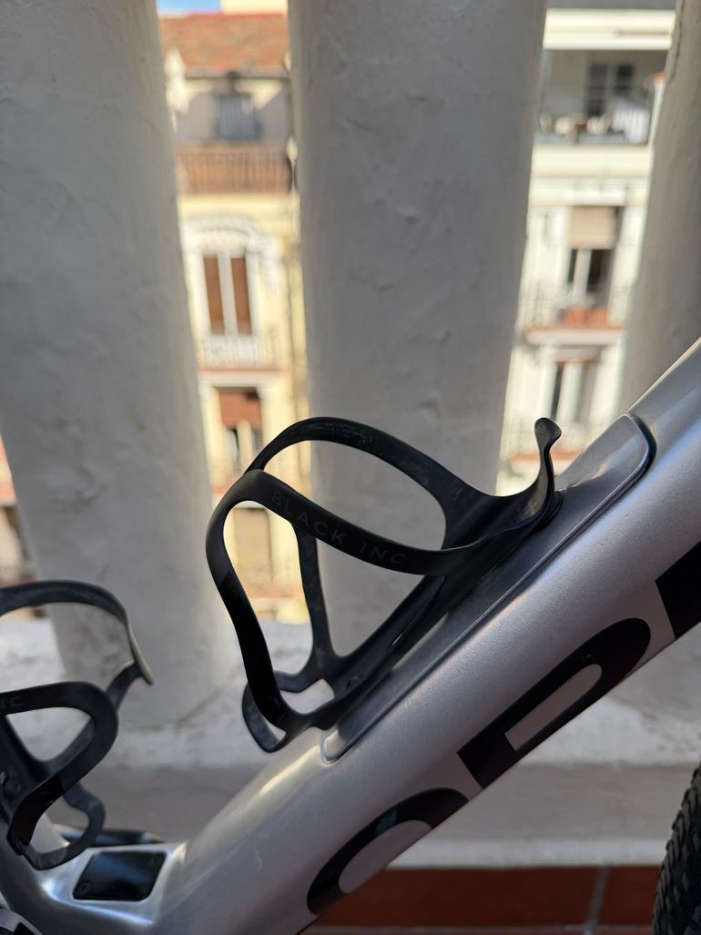 Orbea Terra SRAM Force eTap AXS 2025 Road & Gravel usato, Grigio chiaro — immagine 6 di 10
