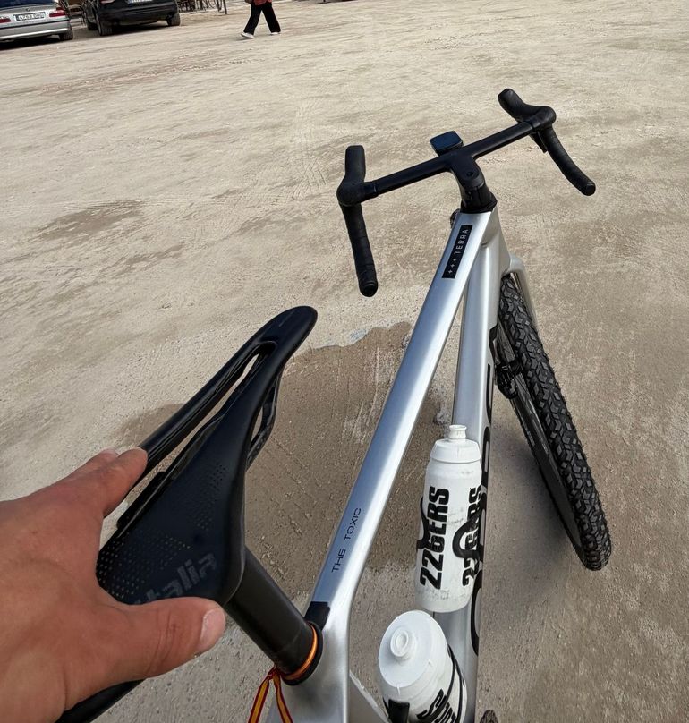 Orbea Terra SRAM Force eTap AXS 2025 Road & Gravel usato, Grigio chiaro — immagine 10 di 10