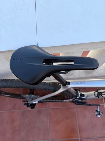 Orbea Terra SRAM Force eTap AXS 2025 Road & Gravel usato, Grigio chiaro — immagine 7 di 10