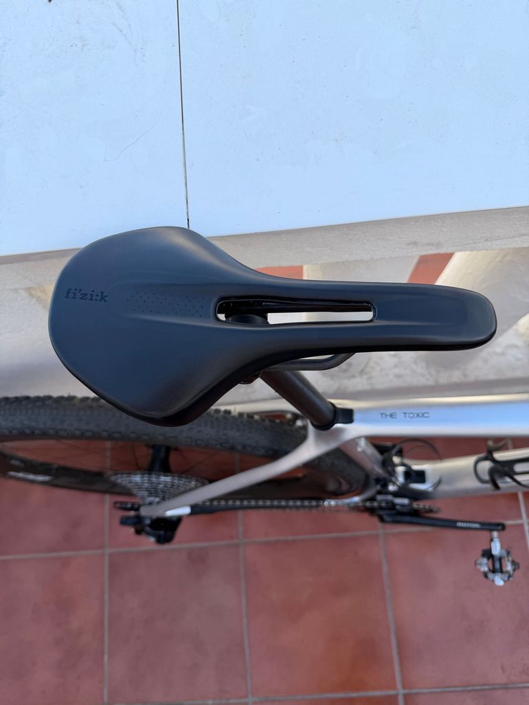 Orbea Terra SRAM Force eTap AXS 2025 Road & Gravel usato, Grigio chiaro — immagine 7 di 10
