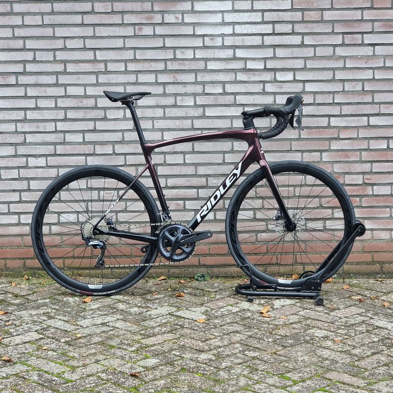 Tweedehands Ridley Fenix Disc Shimano Ultegra 2x11 Custom 2023 Road & Gravel