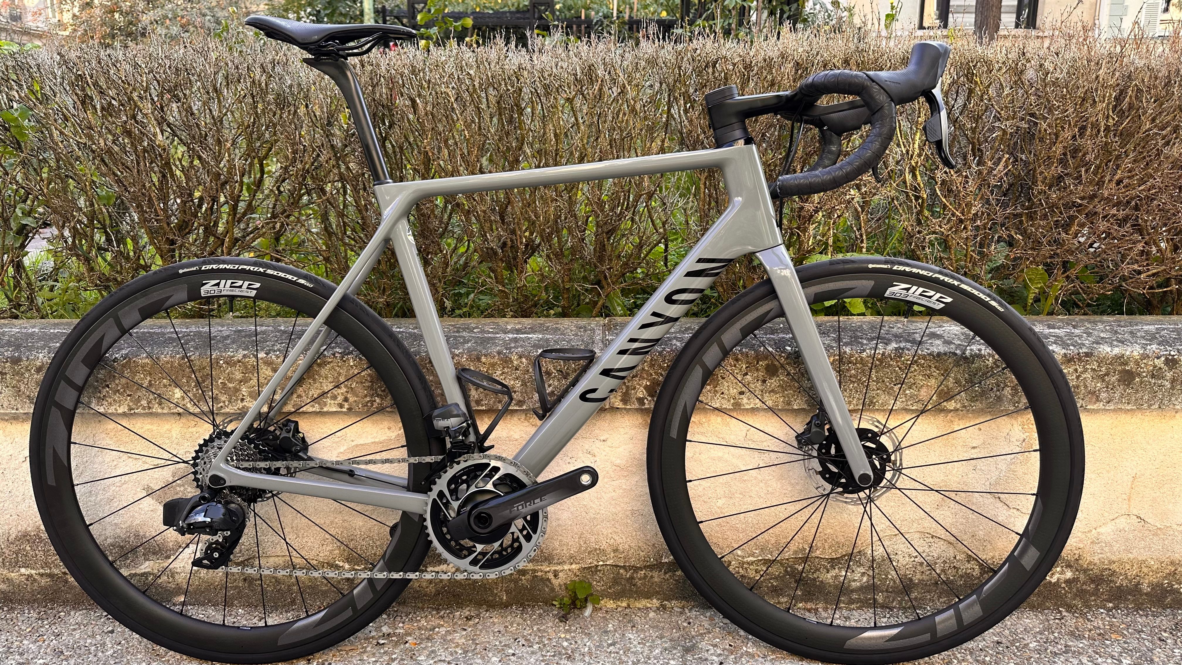 Canyon Ultimate CF SLX 8 Disc eTap 2023 2023