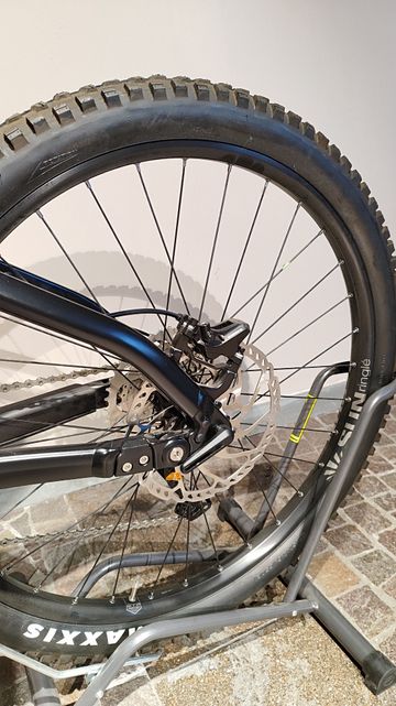 Used Flyer Uproc7 4.10 2021 Mountainbike, Light Gray — image 5 of 6