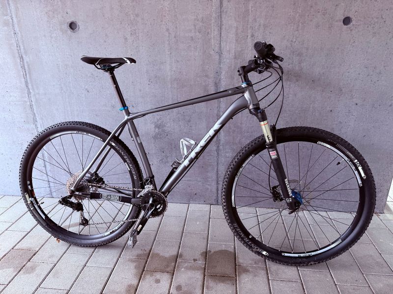 Trek Superfly 6 2014 2014 MTB usato